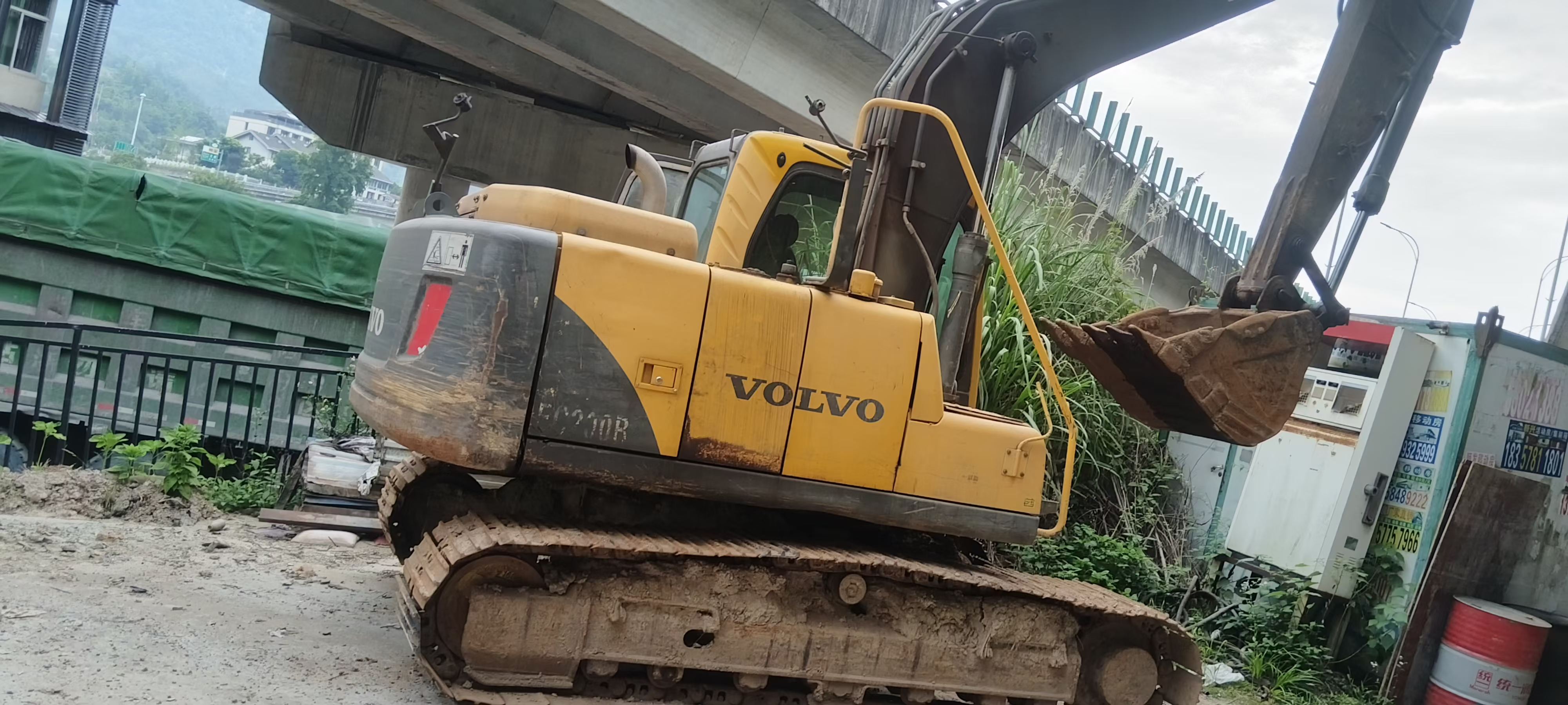 Buy Volvo EC140 Used Excavator / 2