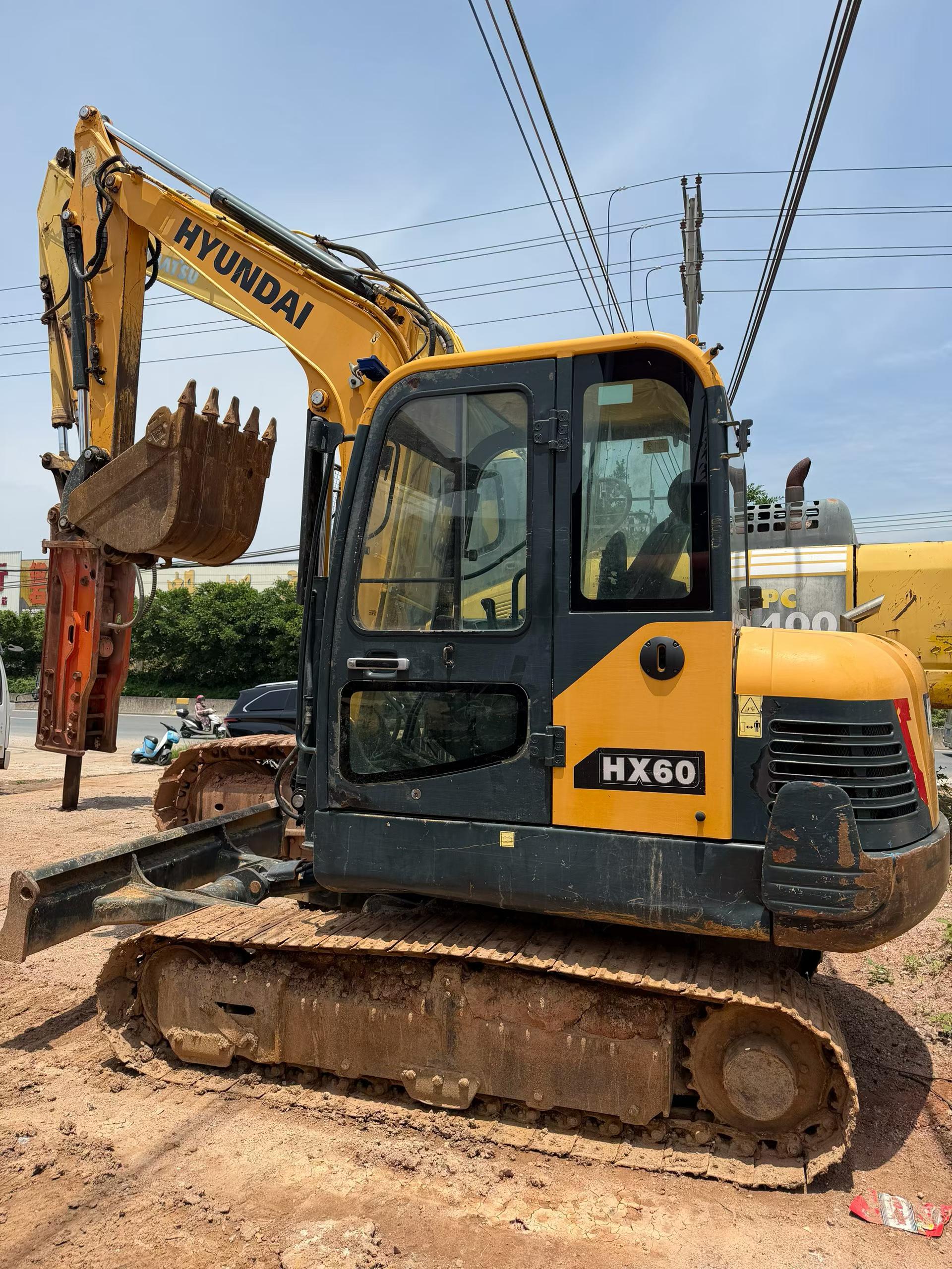 Buy Hyundai HX55 Used Excavator / 2