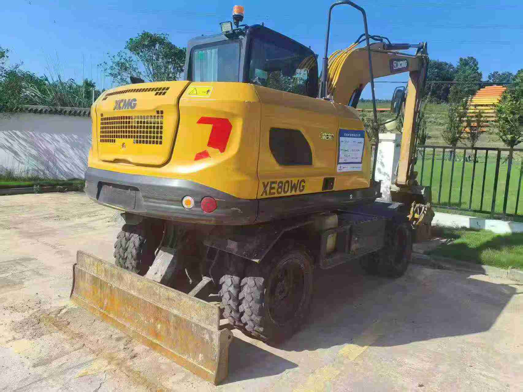 Buy XCMG XE80 Used Excavator / 1