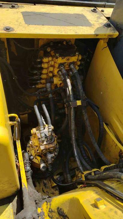 Buy Komatsu PC110-7 Used Excavator / 1