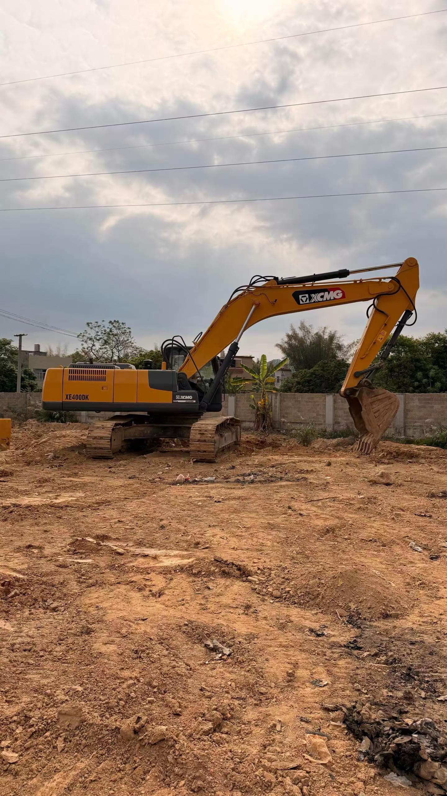 Buy XCMG XE370 Used Excavator / 3 Buy XCMG XE370 Used Excavator / 3