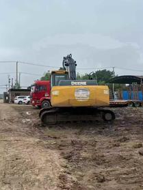 Buy JohnDeere E210 Used Excavator / 3 Buy JohnDeere E210 Used Excavator / 3