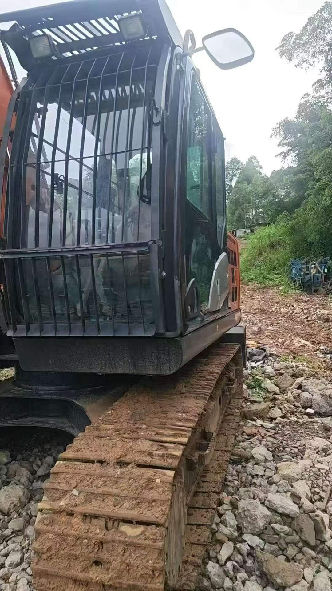 Buy Hitachi ZX120 Used Excavator / 5 Buy Hitachi ZX120 Used Excavator / 5