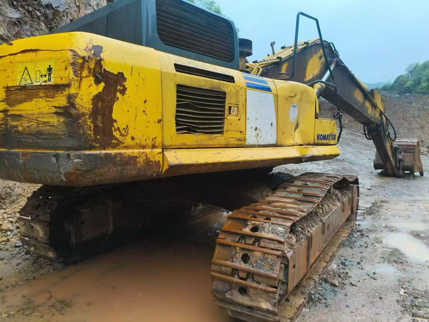 Buy Komatsu PC450-8 Used Excavator / 2 Buy Komatsu PC450-8 Used Excavator / 2