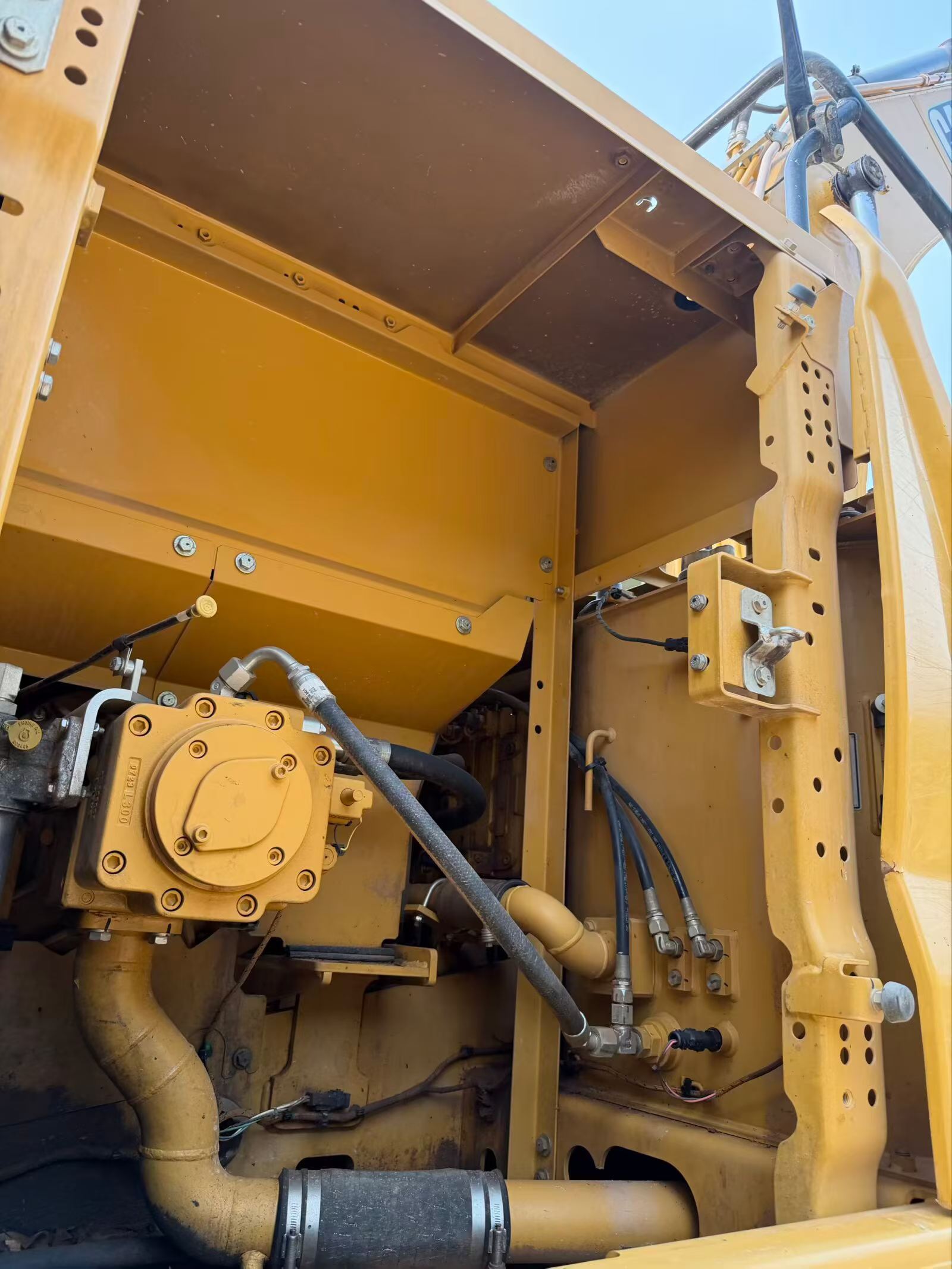 Buy Caterpillar 320GC Used Excavator / 6