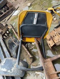 Buy Komatsu PC40-2 Used Excavator / 6 Buy Komatsu PC40-2 Used Excavator / 6