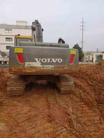 Buy Volvo EC210B Used Excavator / 3 Buy Volvo EC210B Used Excavator / 3