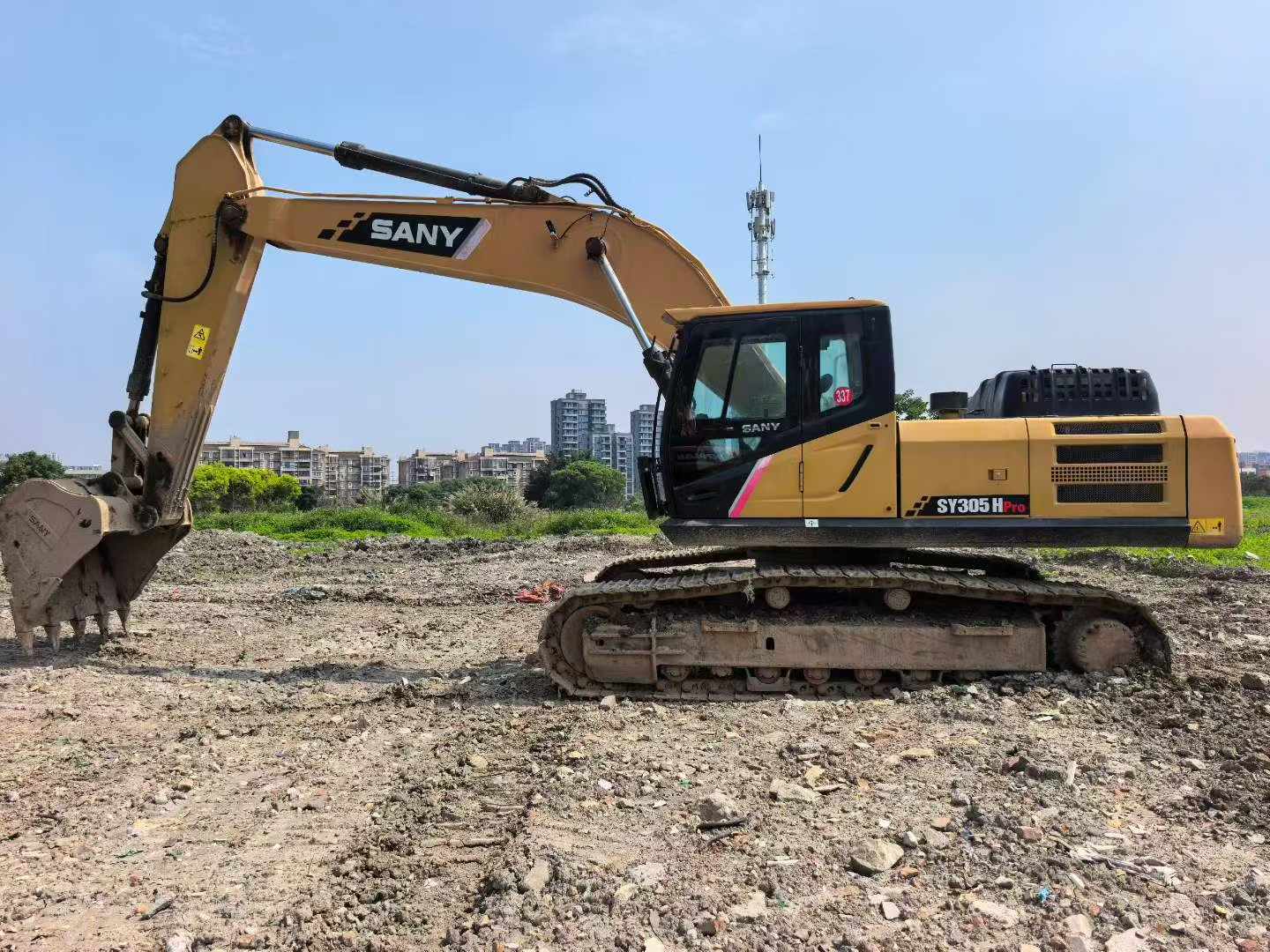 Buy Sany SY305C Used Excavator / 9 Buy Sany SY305C Used Excavator / 9