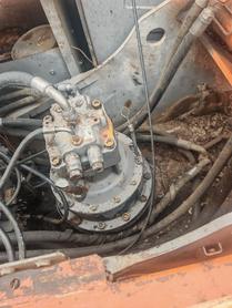 Buy Hitachi EX270-6 Used Excavator / 2 Buy Hitachi EX270-6 Used Excavator / 2
