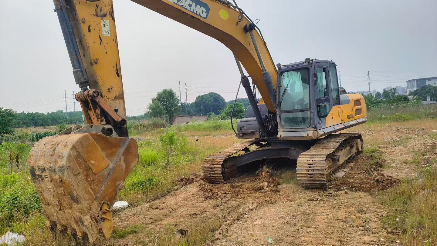 Buy XCMG XE245D Used Excavator / 9 Buy XCMG XE245D Used Excavator / 9