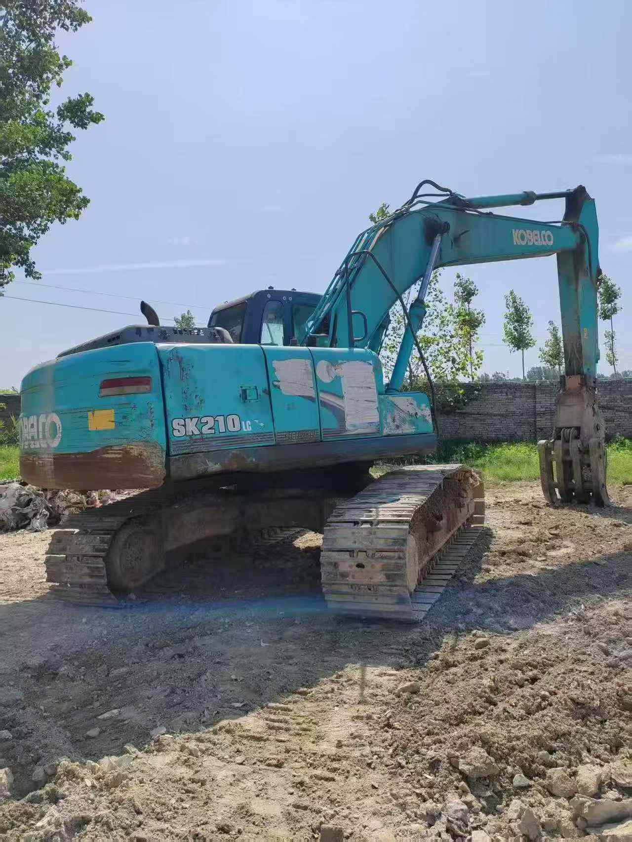 Buy Kobelco SK10SR Used Excavator / 4 Buy Kobelco SK10SR Used Excavator / 4