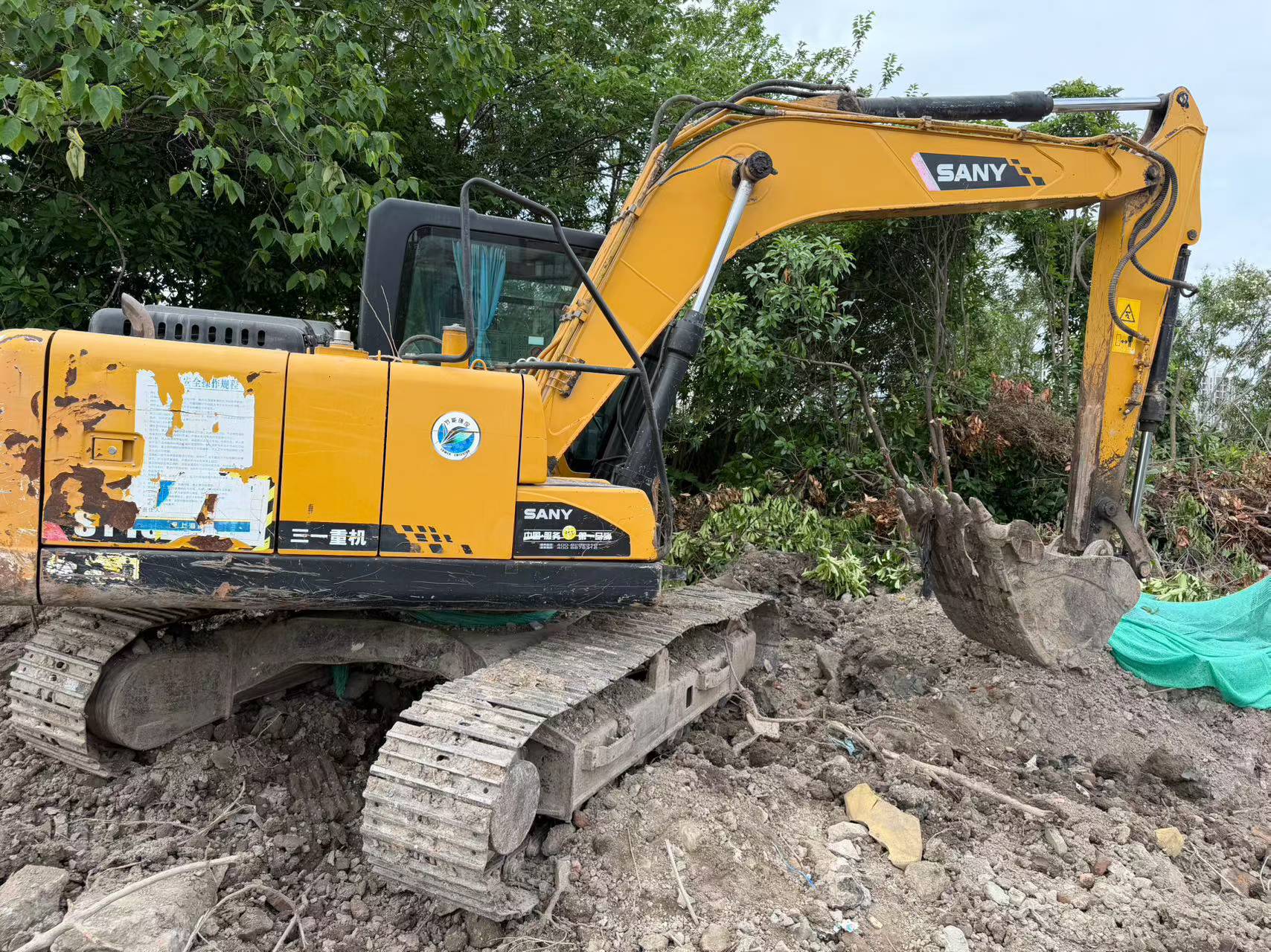 Buy Sany SY125C Used Excavator / 1