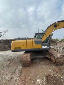 Buy XCMG XE15 Used Excavator / 4 Buy XCMG XE15 Used Excavator / 4