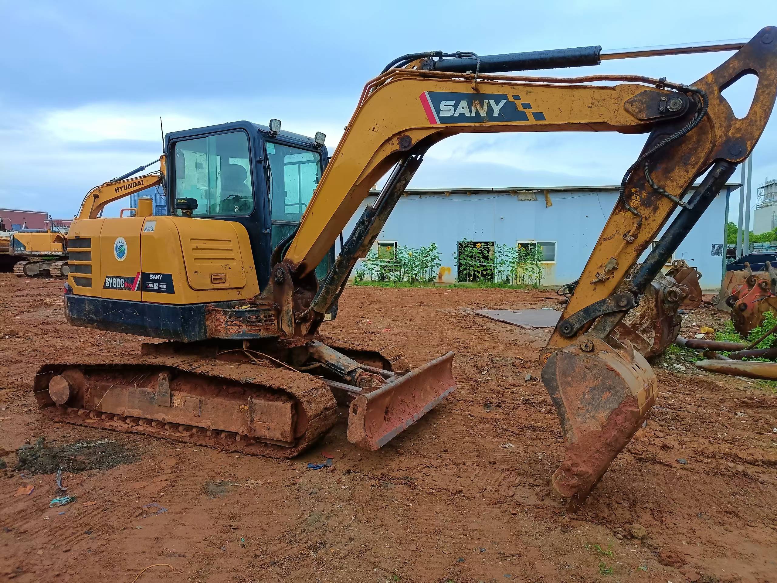 Buy Sany SY60 Used Excavator / 3 Buy Sany SY60 Used Excavator / 3