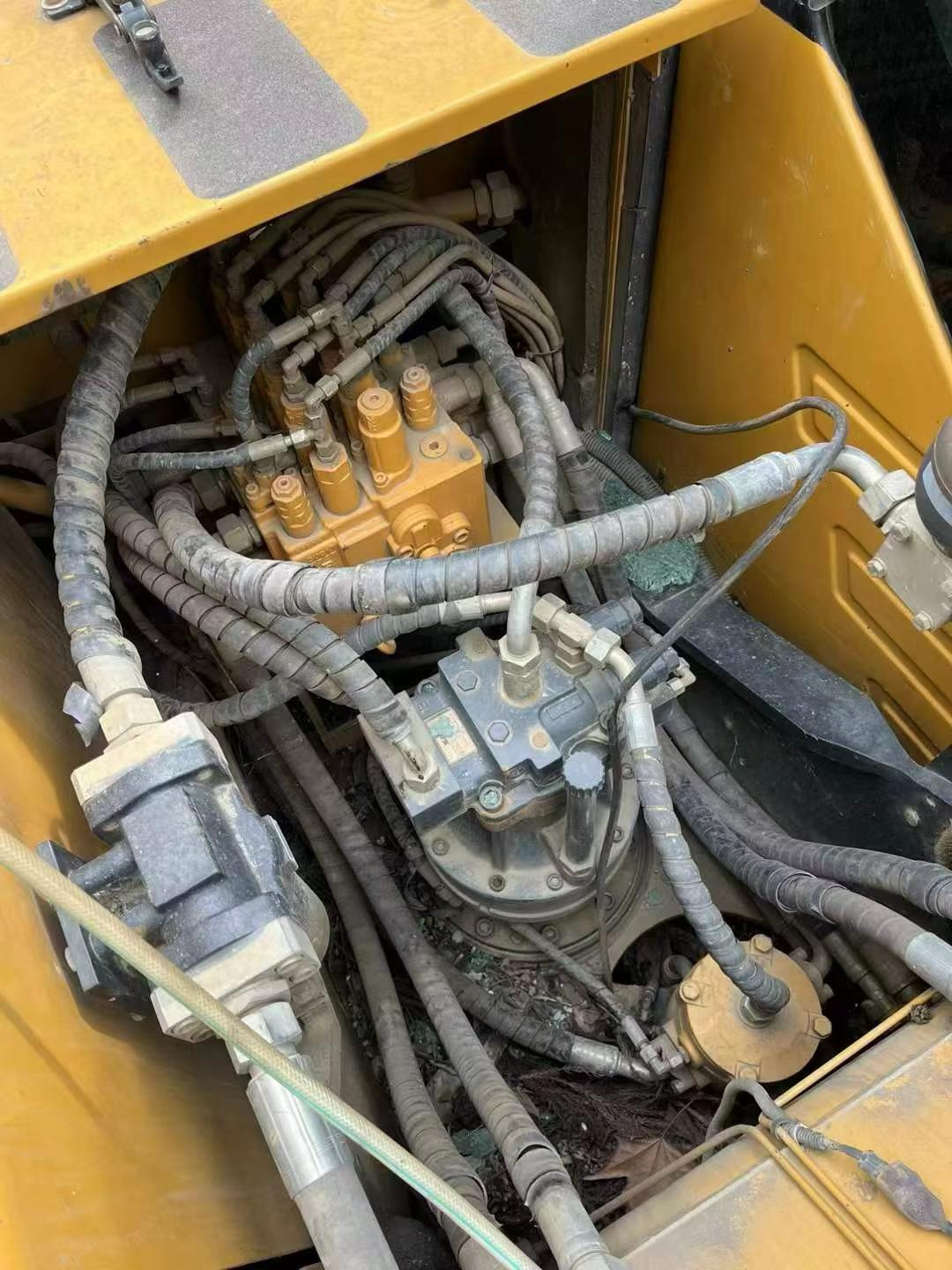 Buy Sany SY135 Used Excavator / 4 Buy Sany SY135 Used Excavator / 4