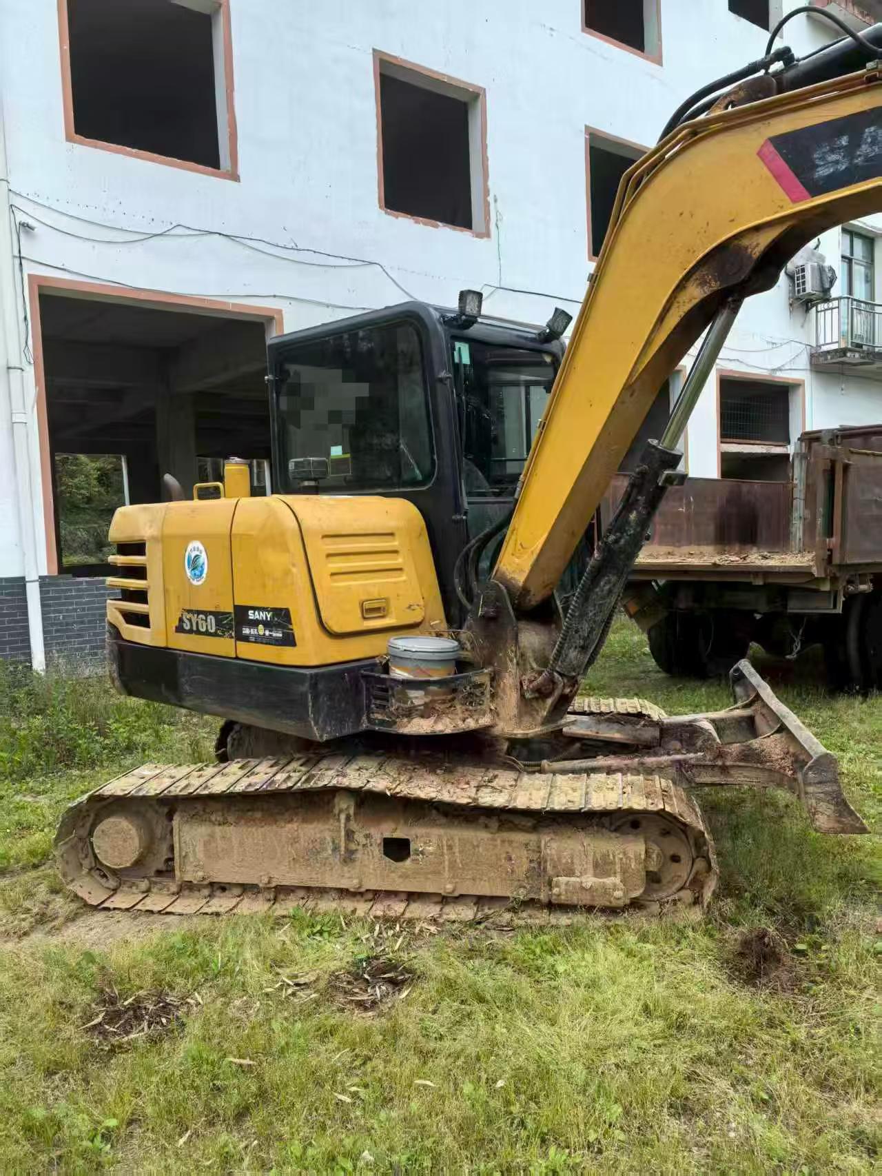Buy Sany SY55 Used Excavator / 5 Buy Sany SY55 Used Excavator / 5