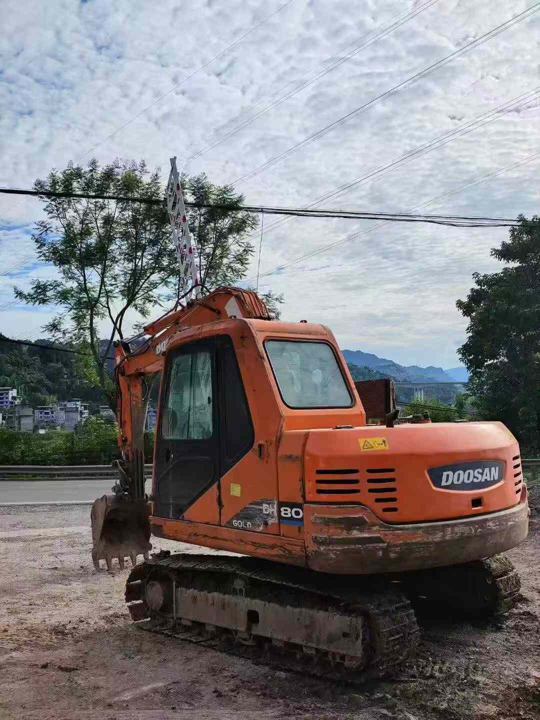 Buy Doosan DH80 Used Excavator / 5 Buy Doosan DH80 Used Excavator / 5