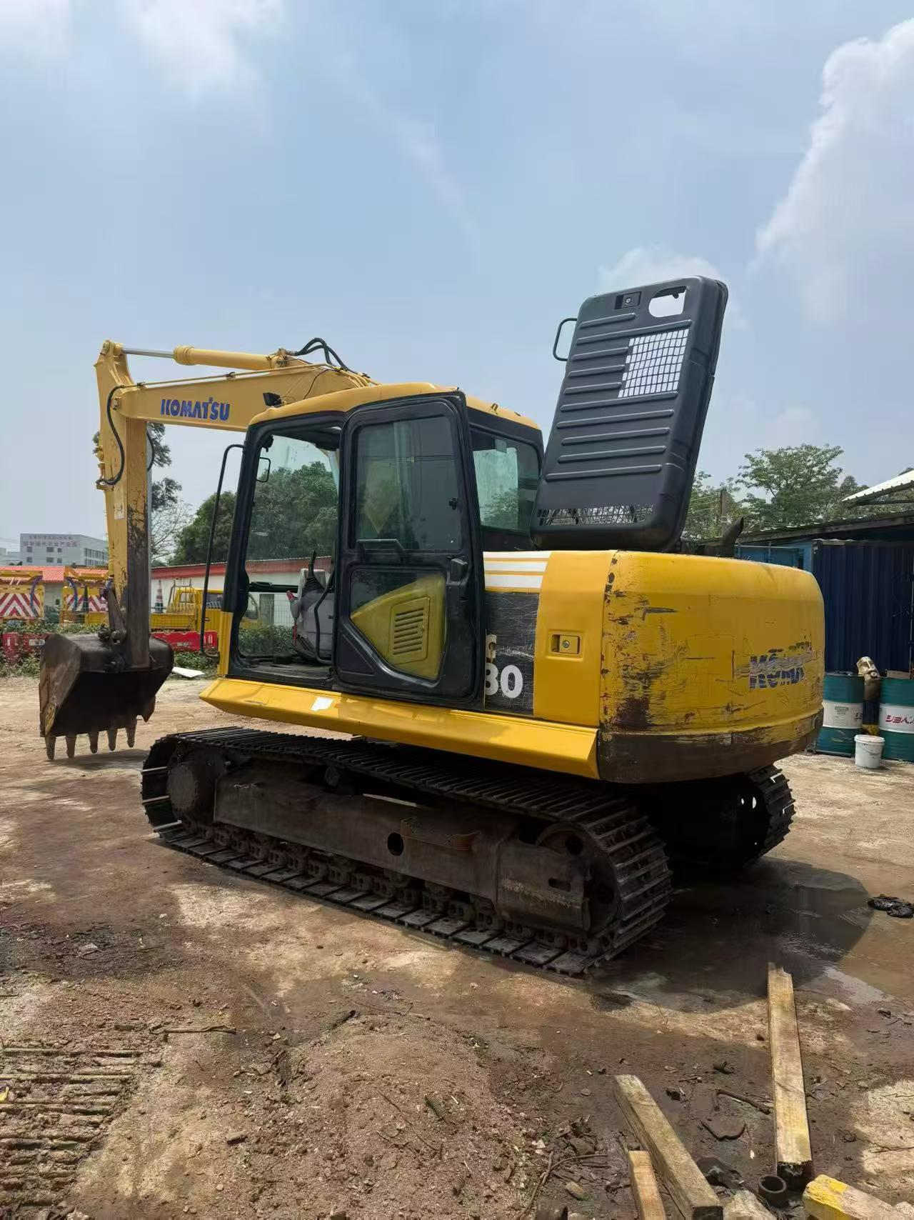 Buy Komatsu PC130-7 Used Excavator / 2 Buy Komatsu PC130-7 Used Excavator / 2