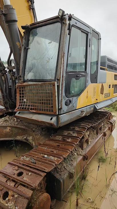 Buy XCMG XE550DK Used Excavator / 1