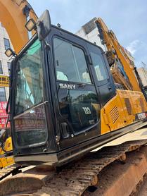 Buy Sany SY200C Used Excavator / 4 Buy Sany SY200C Used Excavator / 4