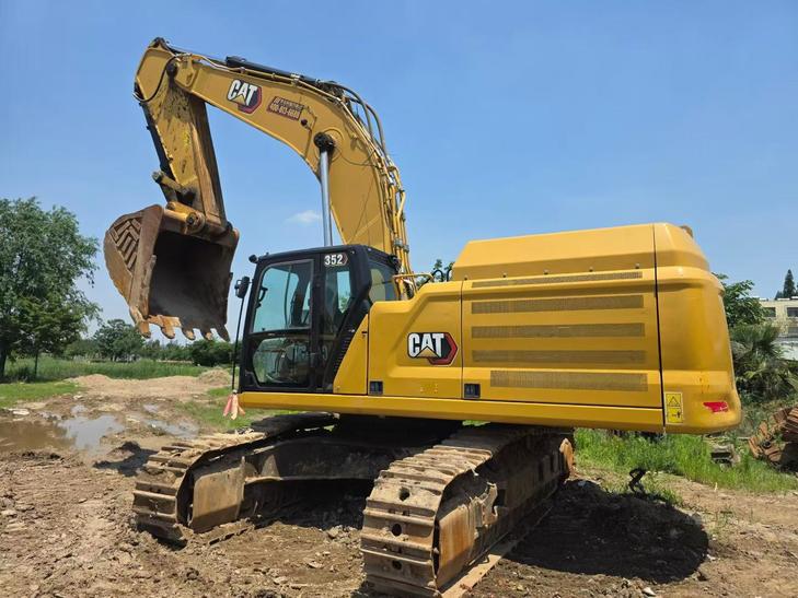 Buy Caterpillar CAT352 Used Excavator / 1