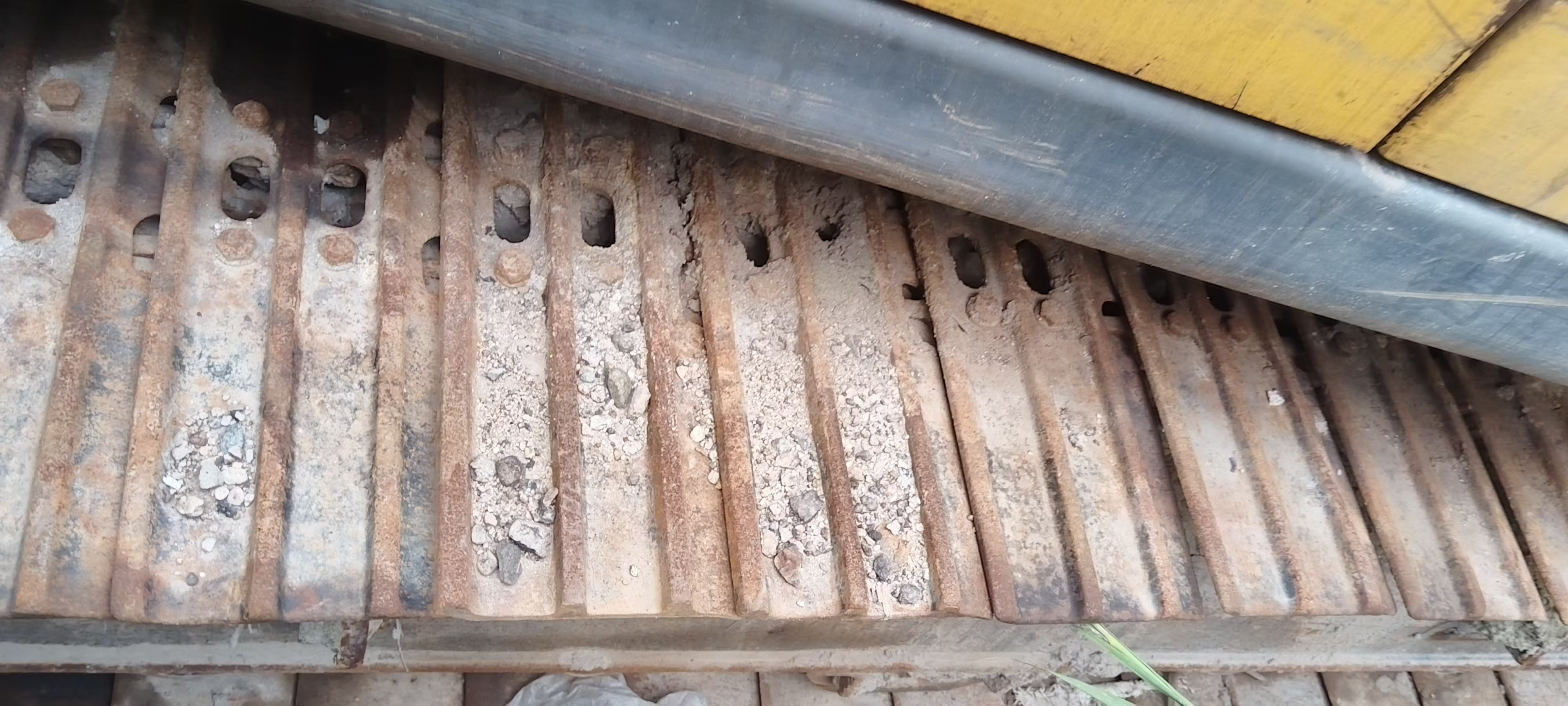 Buy Volvo EC140 Used Excavator / 9