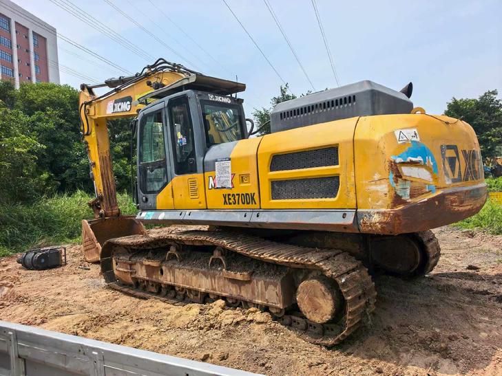 Buy XCMG XE335DK Used Excavator / 1