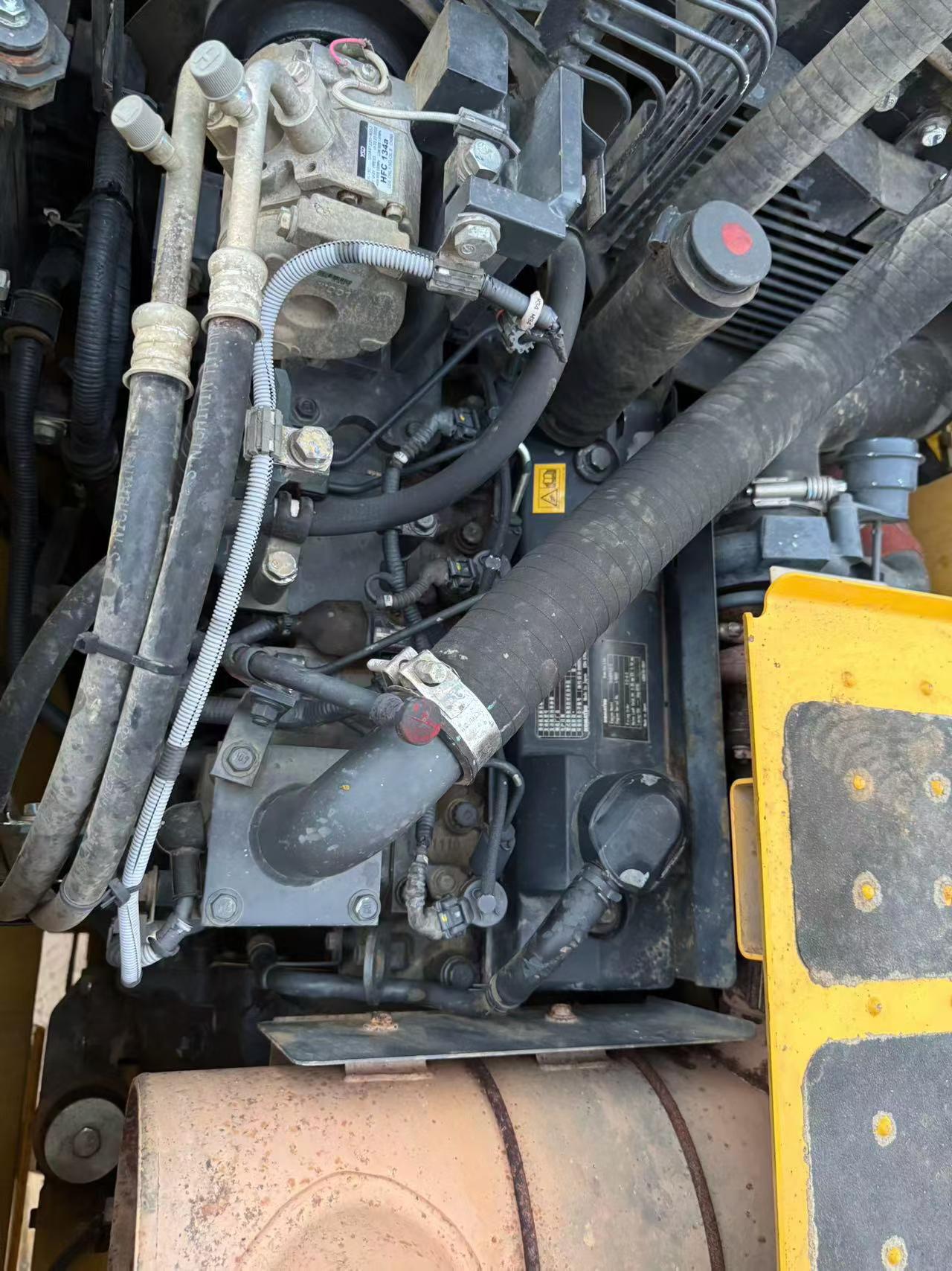 Buy Komatsu PC130-8 Used Excavator / 7 Buy Komatsu PC130-8 Used Excavator / 7