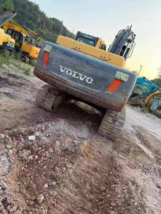 Buy Volvo EC210B Used Excavator / 1