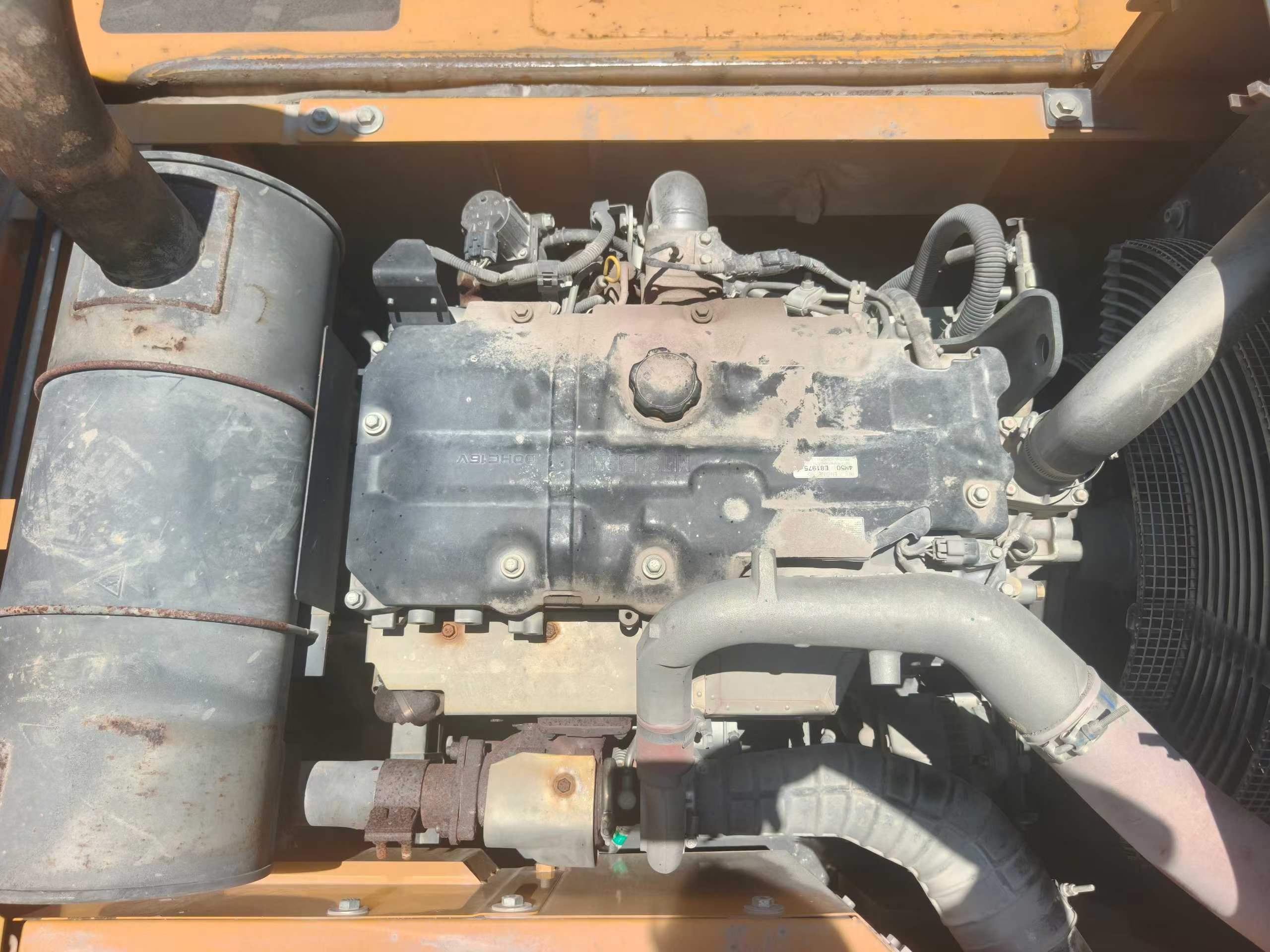 Buy Sany SY200C Used Excavator / 5 Buy Sany SY200C Used Excavator / 5