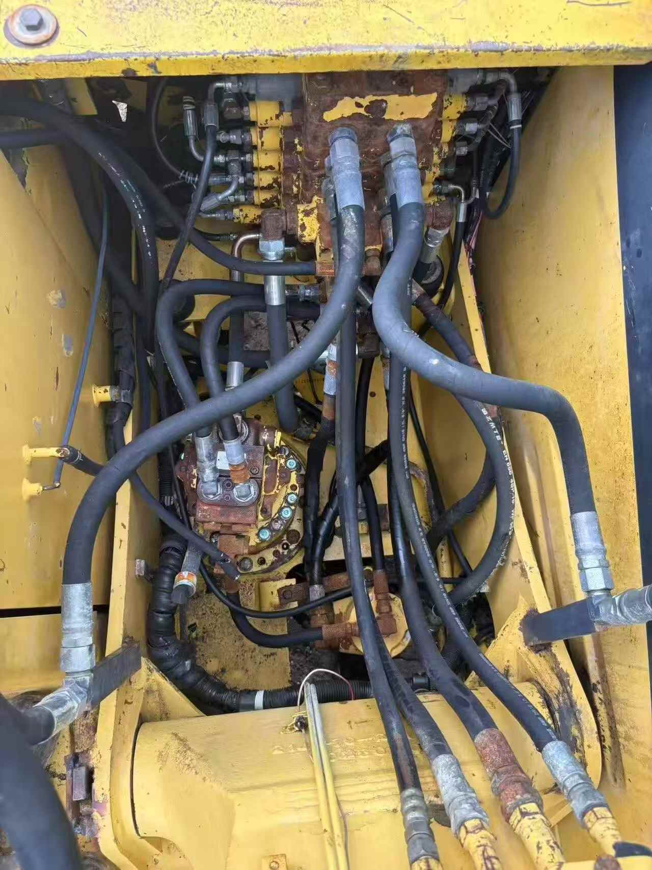 Buy Komatsu PC130-7 Used Excavator / 6 Buy Komatsu PC130-7 Used Excavator / 6