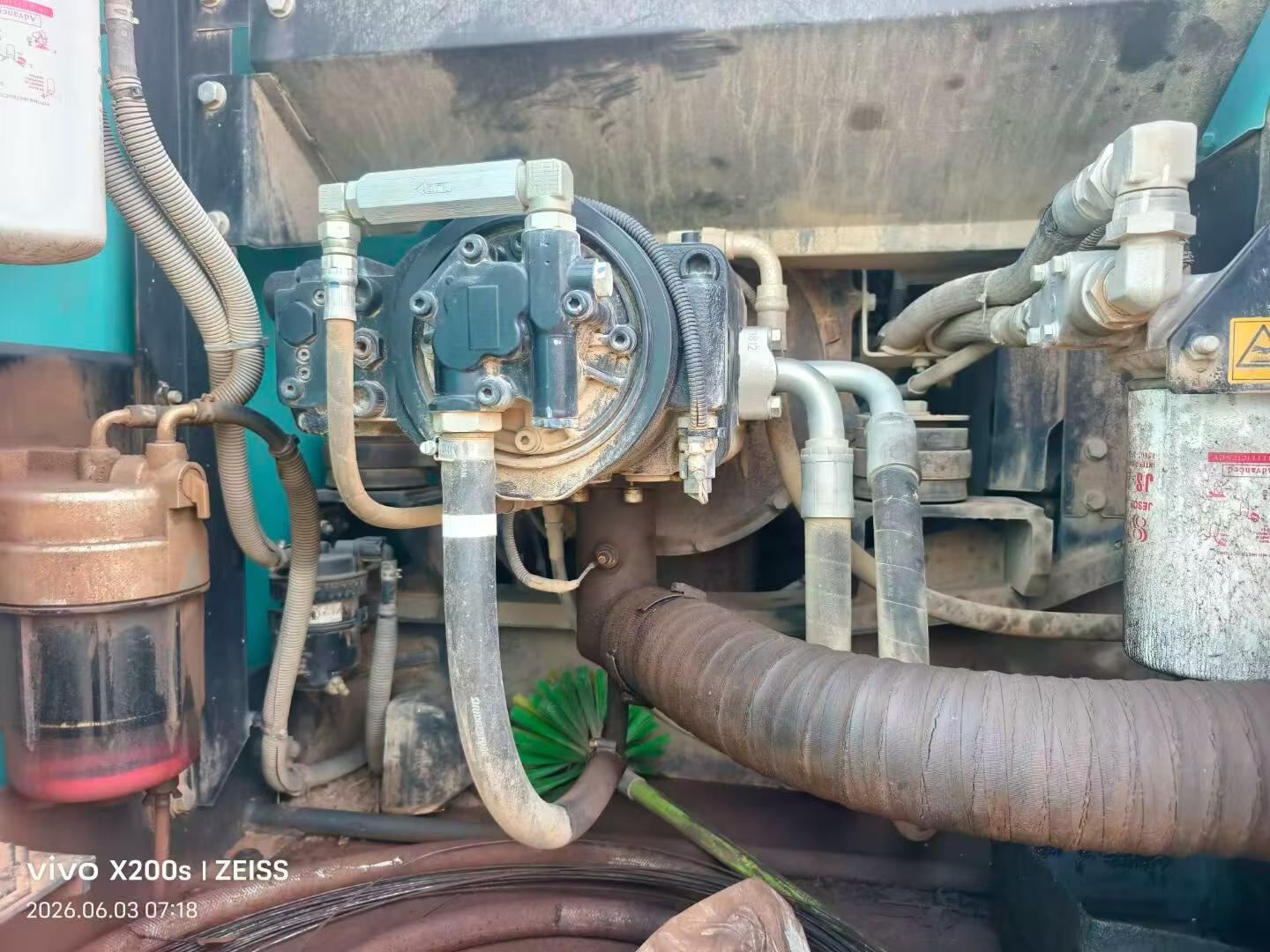 Compre Excavadora Kobelco SK200-10 Usada / 6