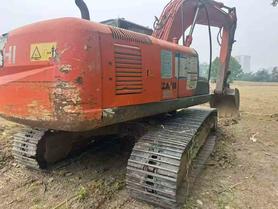 Acheter Pelle Hitachi EX200-3 d'occasion / 2 Acheter Pelle Hitachi EX200-3 d'occasion / 2