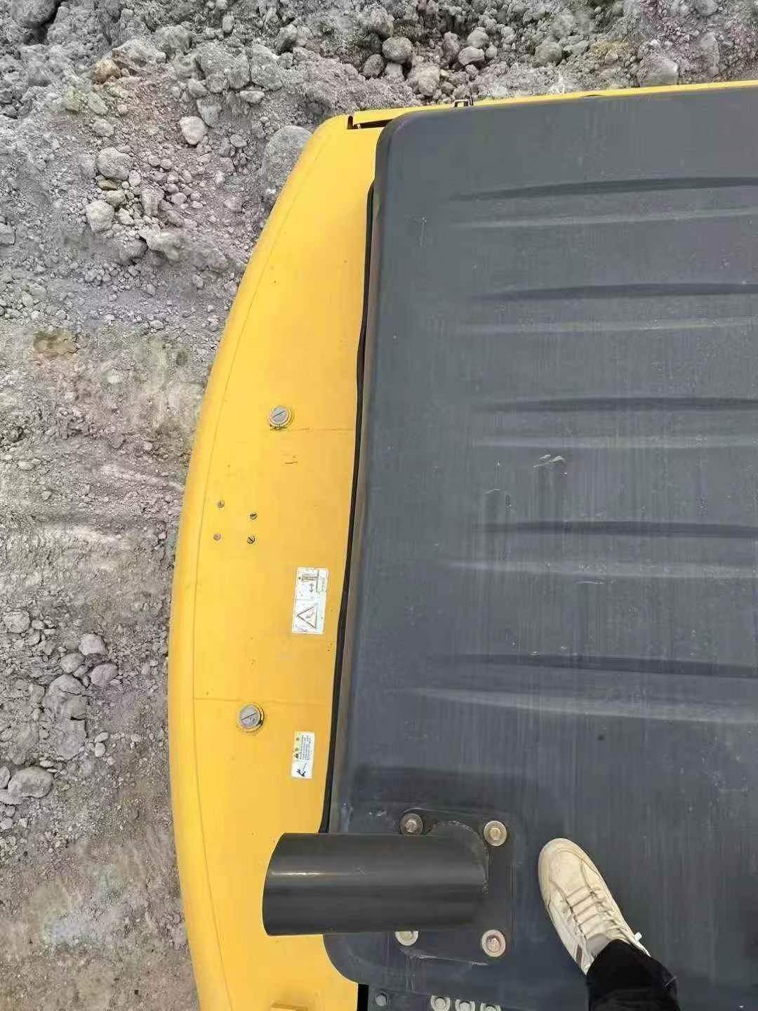 شراء حفارة Sumitomo SH240-6 مستعملة / 4