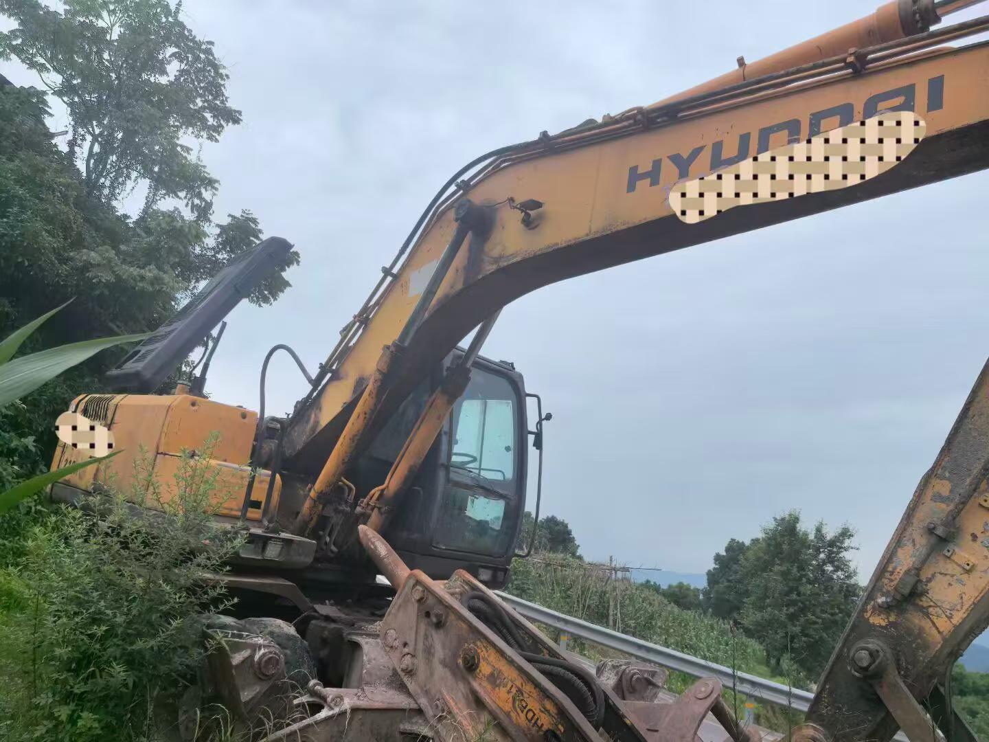 Compre Excavadora Hyundai R210-7 Usada / 4