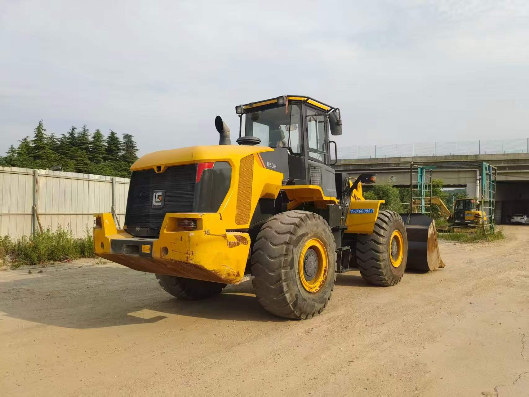 Buy LiuGong CLG850H Used Loader / 2