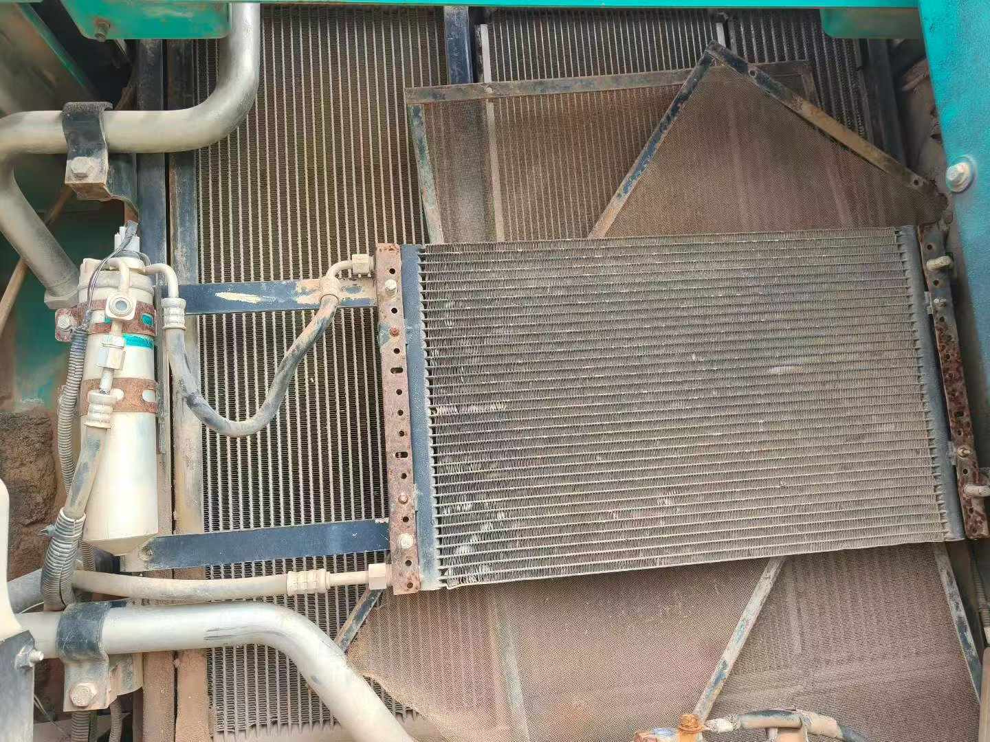 Buy Kobelco SK200-8 Used Excavator / 9 Buy Kobelco SK200-8 Used Excavator / 9