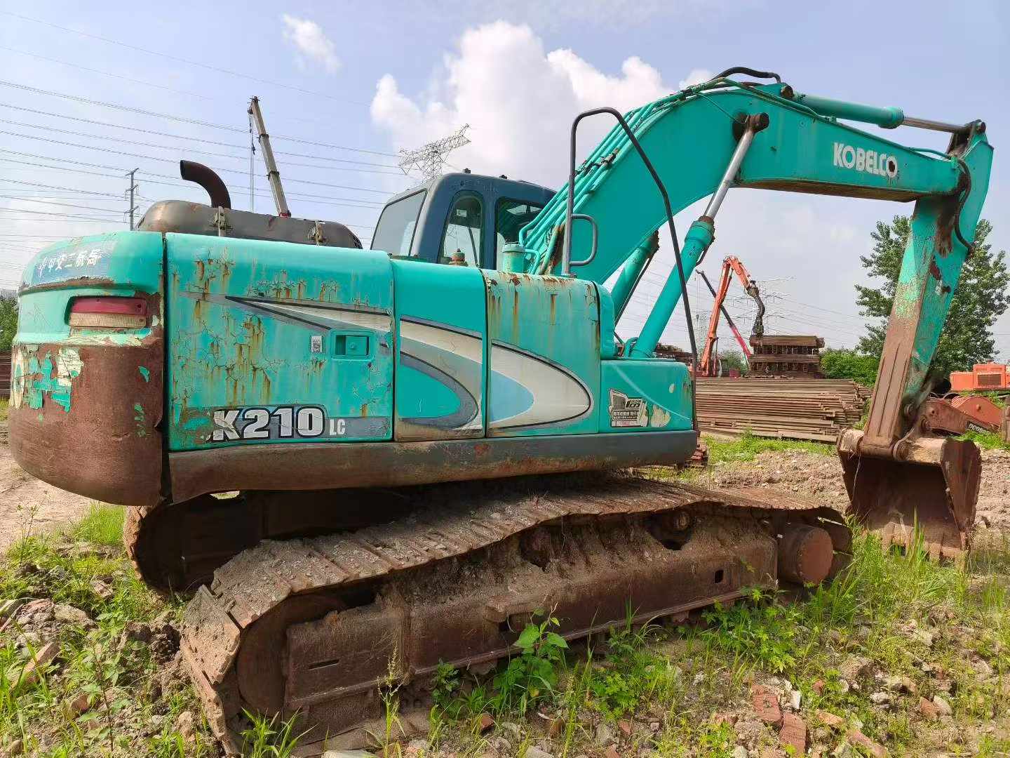 Buy Kobelco SK200-8 Used Excavator / 2 Buy Kobelco SK200-8 Used Excavator / 2