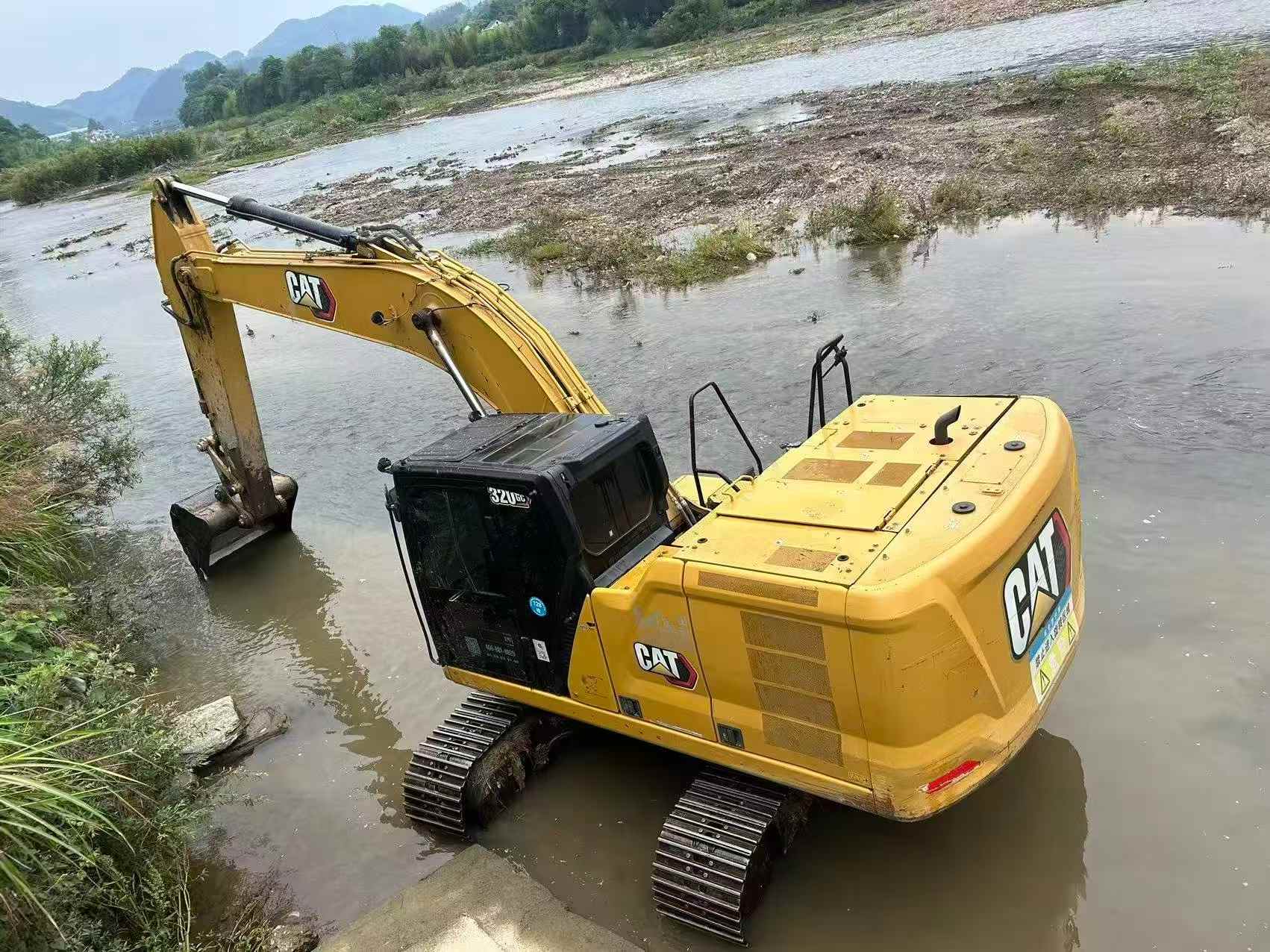 Comprar Caterpillar 320A Usado Excavadora