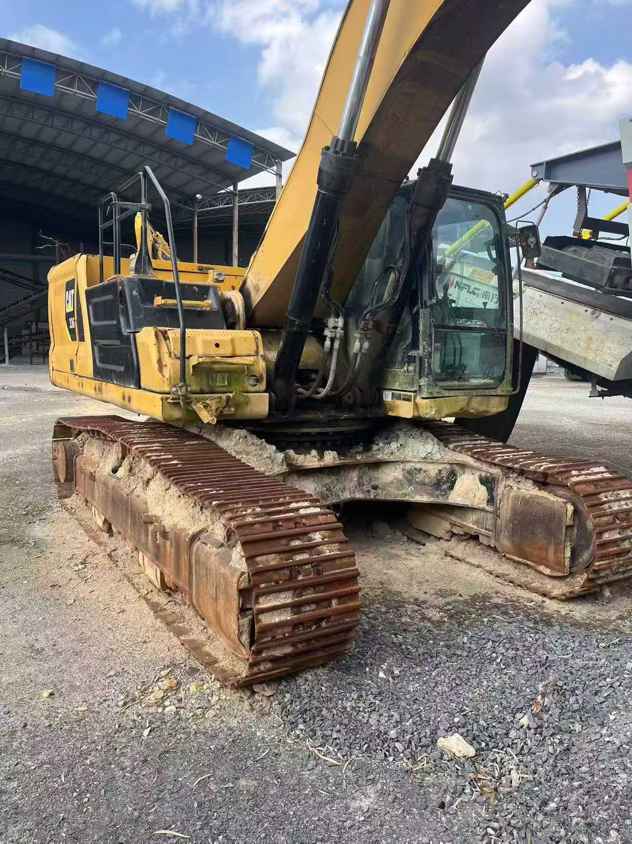 Comprar Caterpillar 336E Usado Excavadora