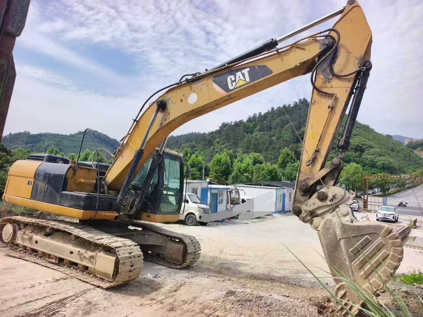 Compre Excavadora Caterpillar 320A Usada / 2