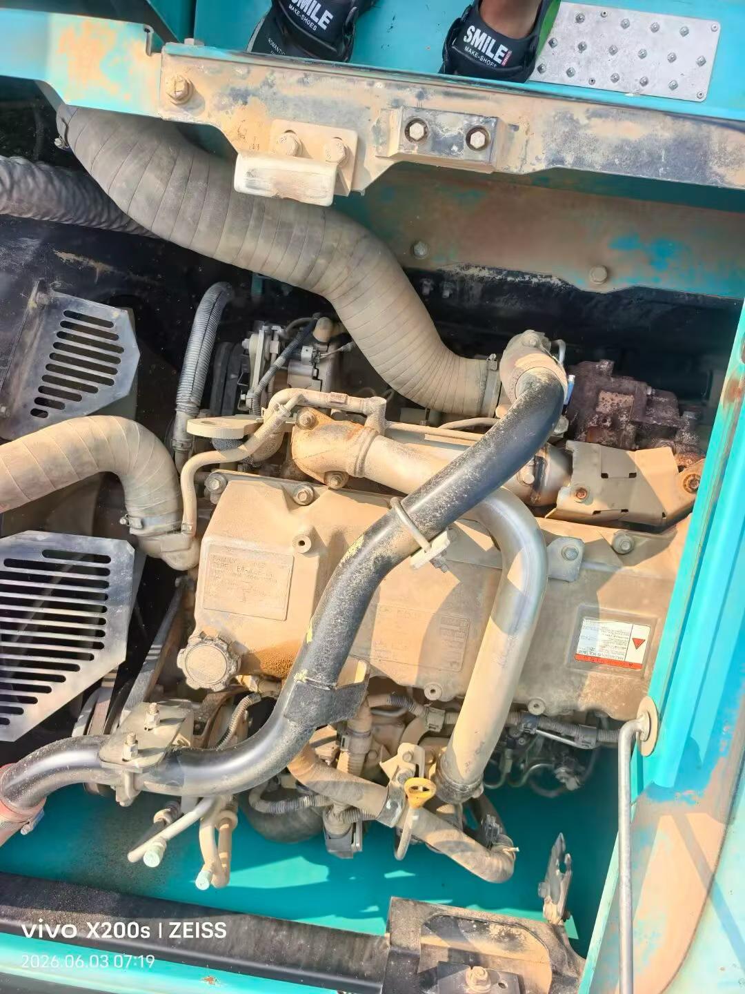 Compre Excavadora Kobelco SK200-10 Usada / 5