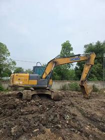 Buy XCMG XE135B Used Excavator / 4 Buy XCMG XE135B Used Excavator / 4