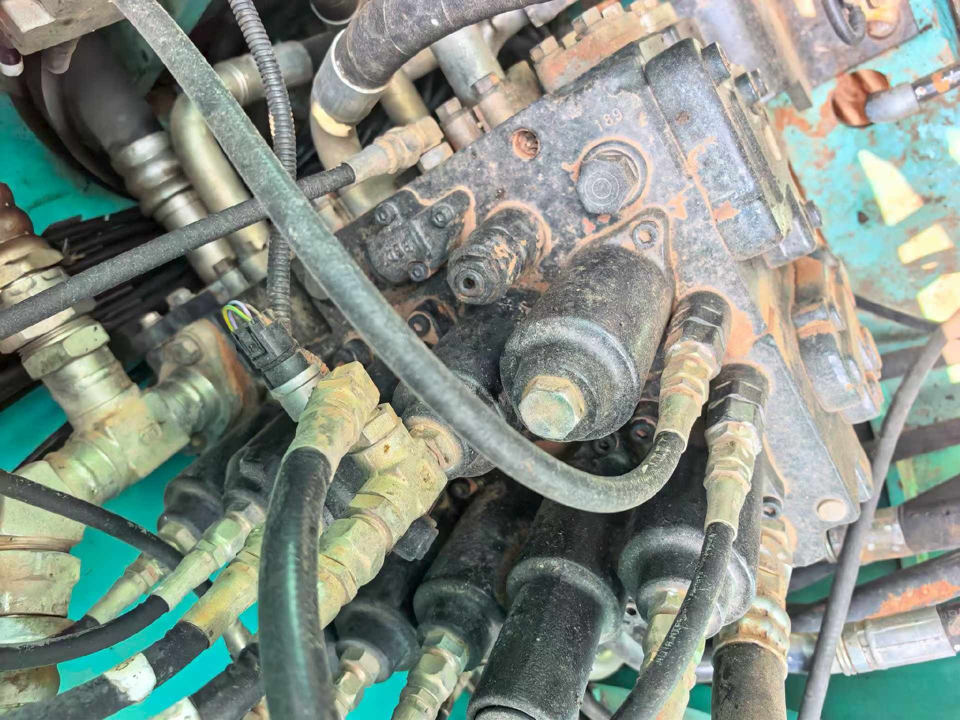 Buy Kobelco SK250 Used Excavator / 8