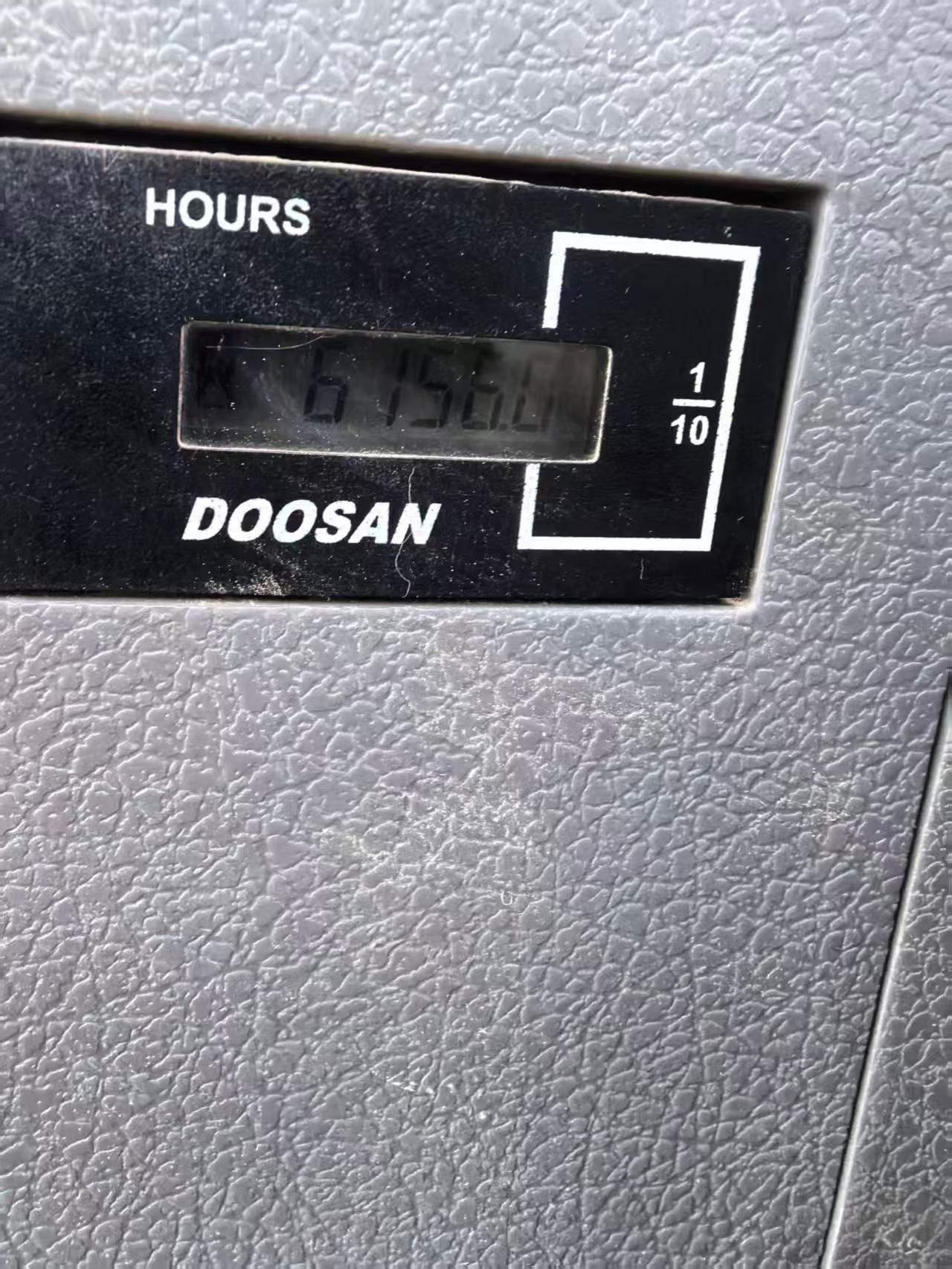Acheter Pelle Doosan DX260LC d'occasion / 9 Acheter Pelle Doosan DX260LC d'occasion / 9