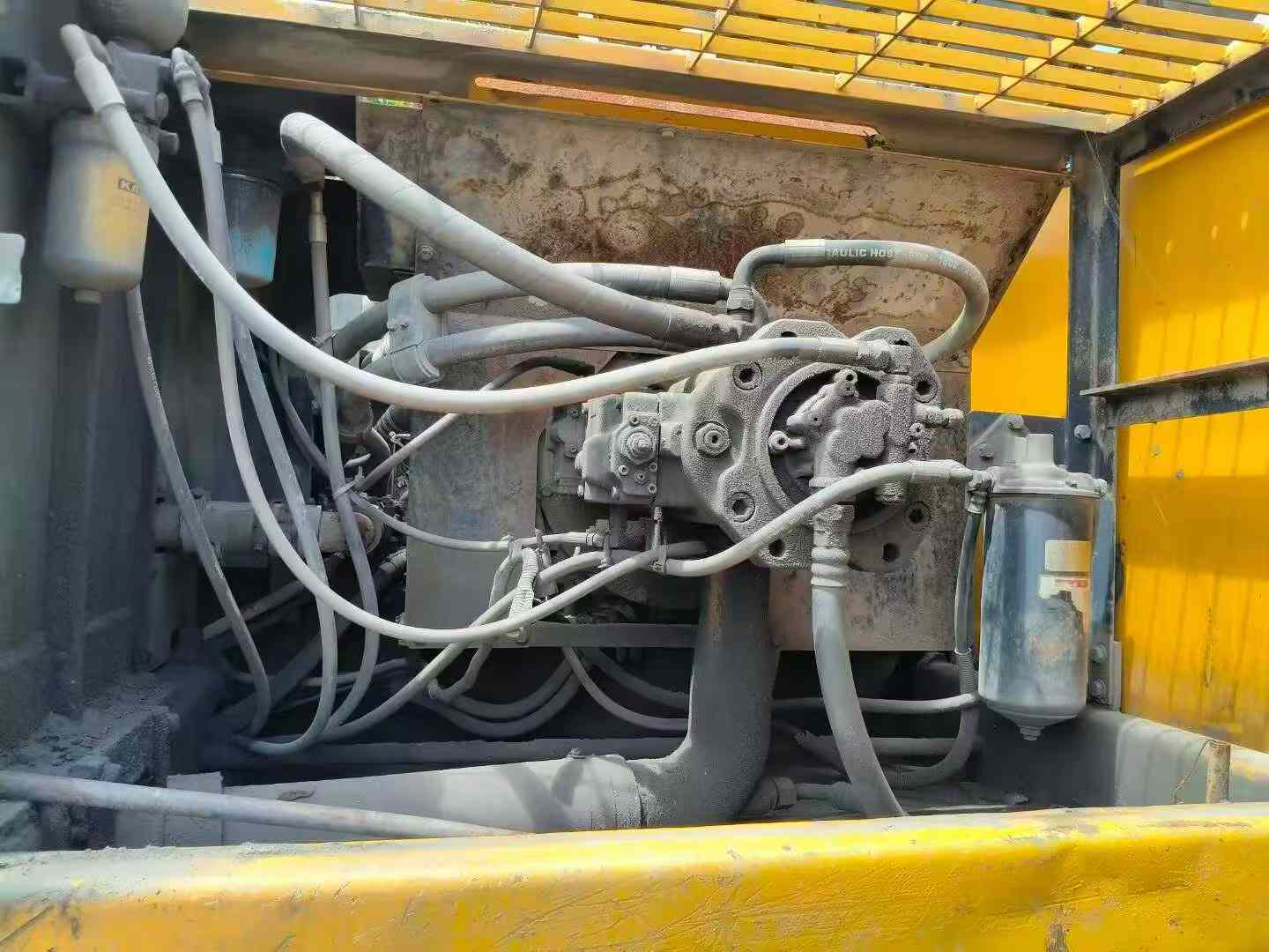 شراء حفارة Kato HD1430R مستعملة / 3