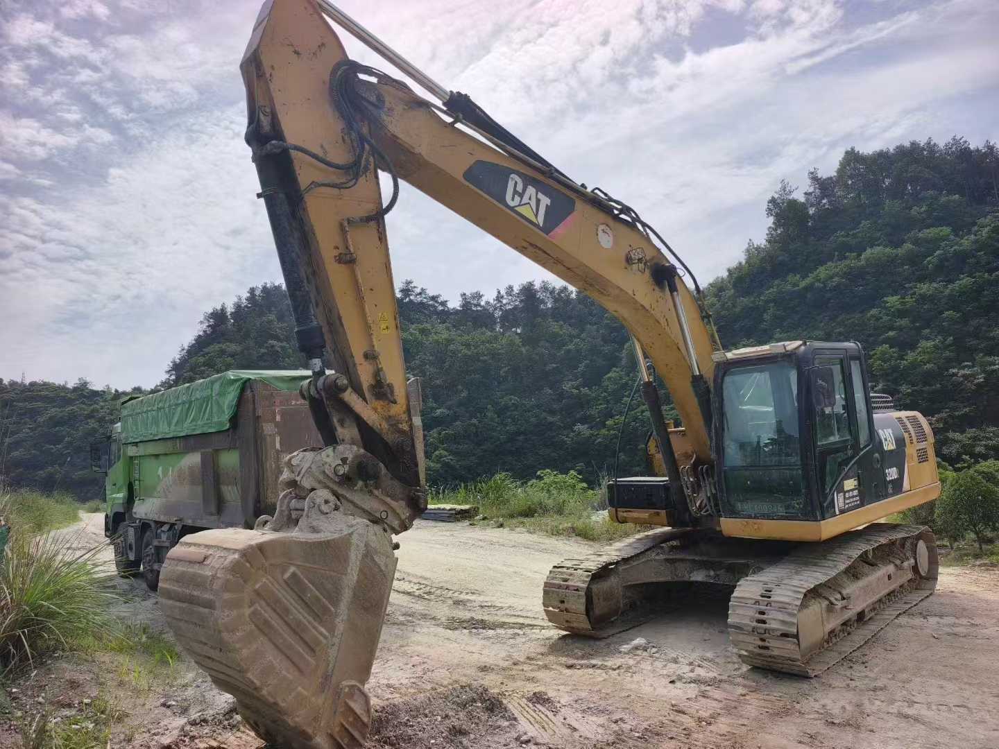 Comprar Caterpillar 320A Usado Excavadora