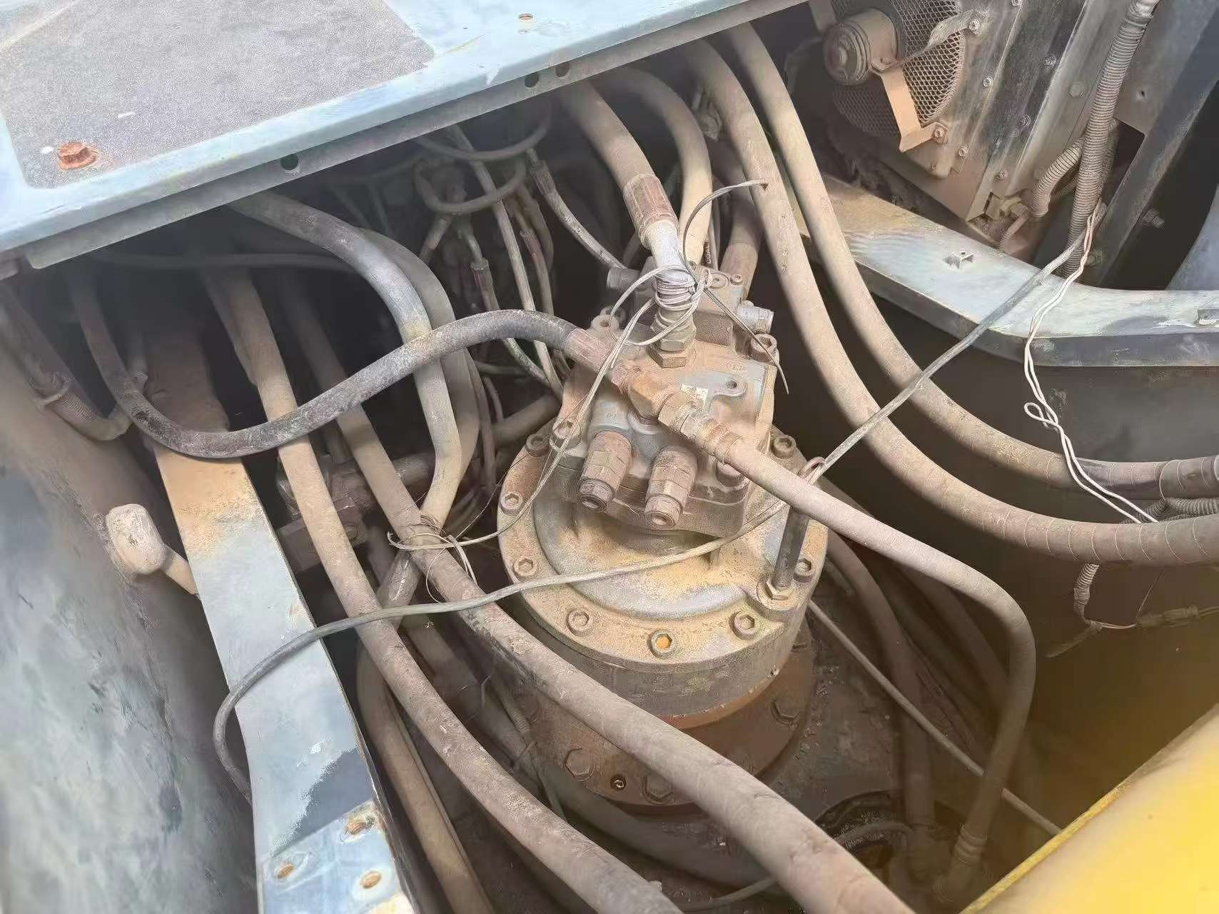 شراء حفارة Sumitomo SH350-5 مستعملة / 3