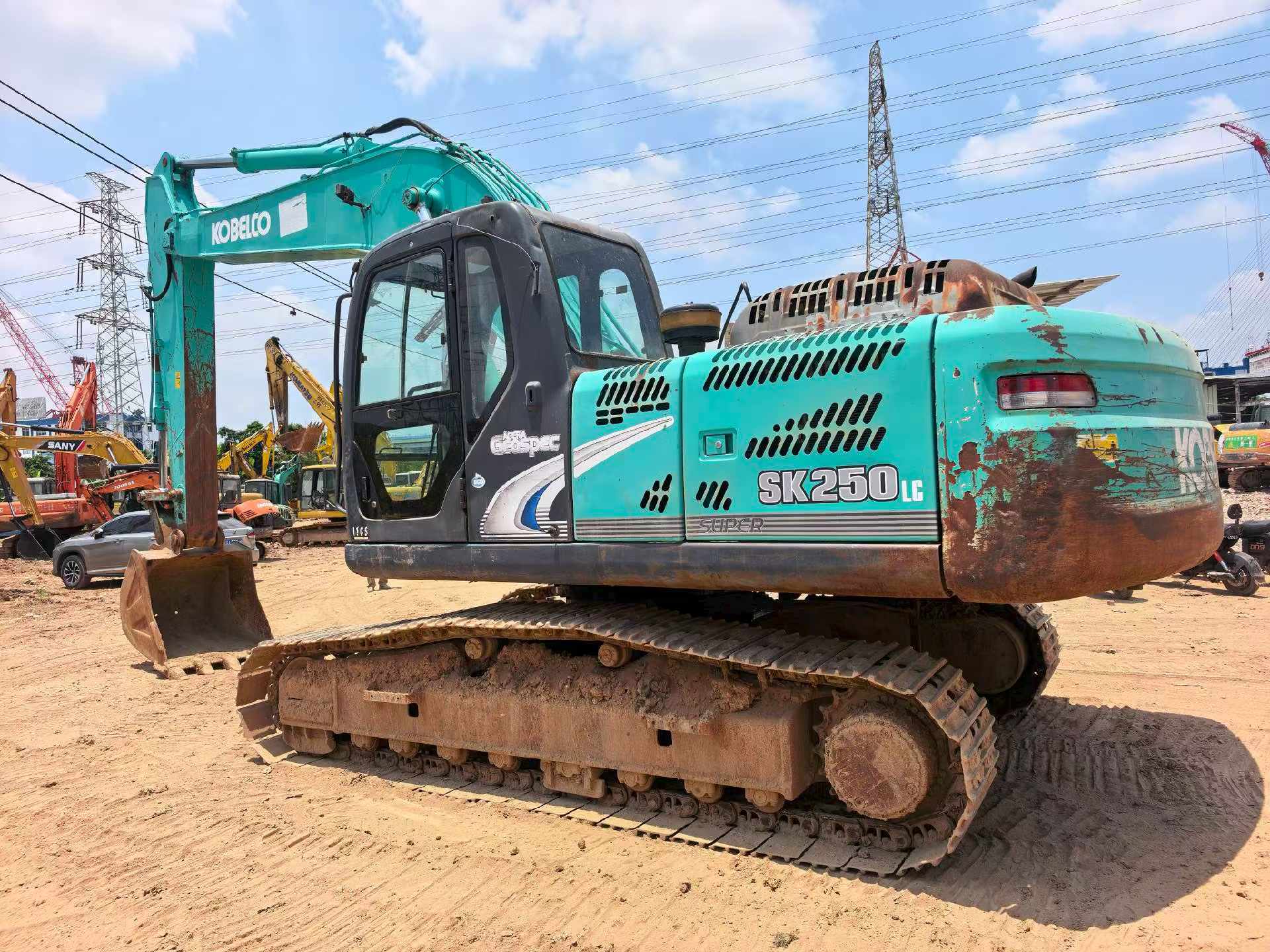 Buy Kobelco SK250 Used Excavator / 3