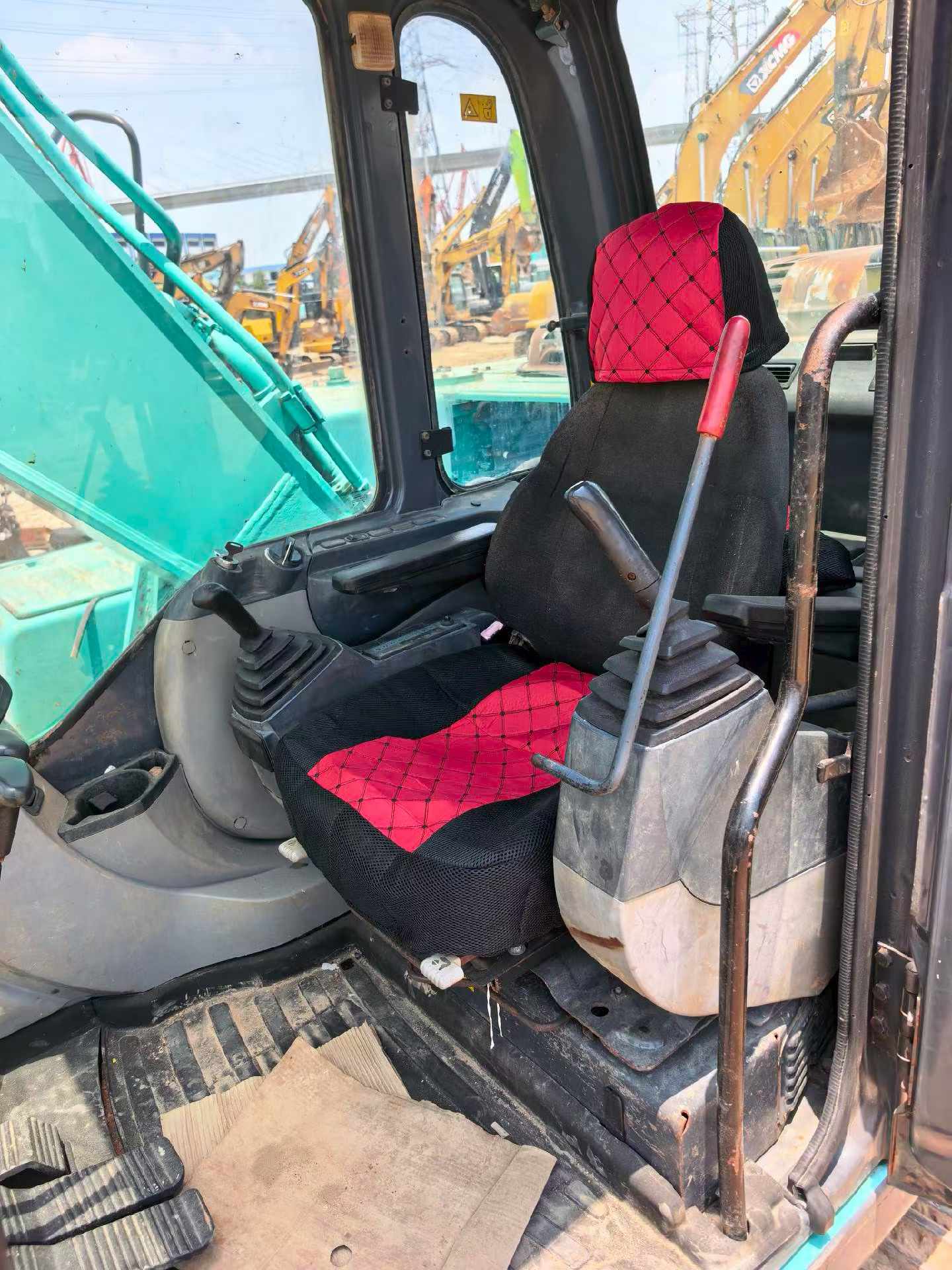 Buy Kobelco SK250 Used Excavator / 9